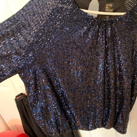 Glitter top - Picture 5 of 6